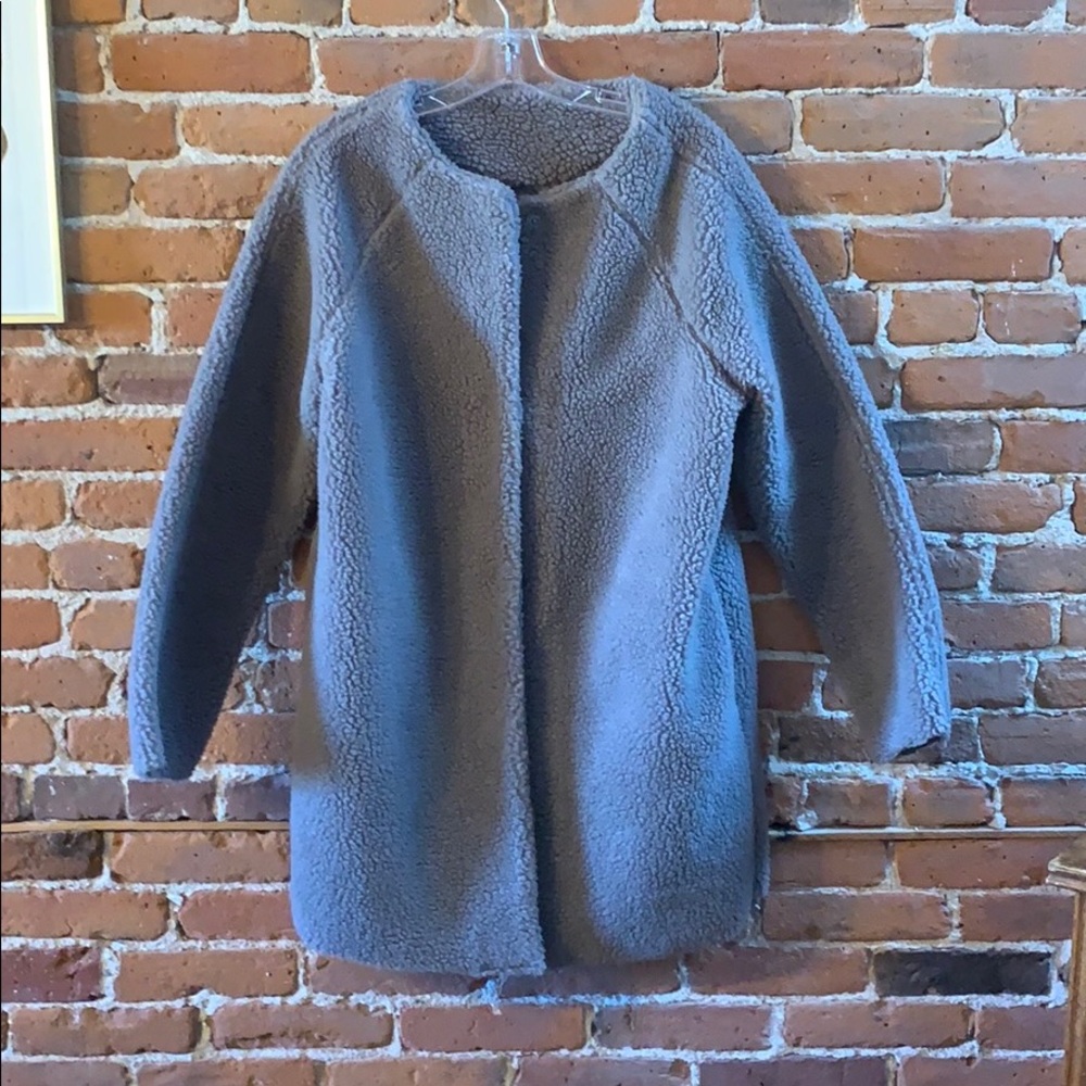 Vero Moda Sherpa coat, size medium